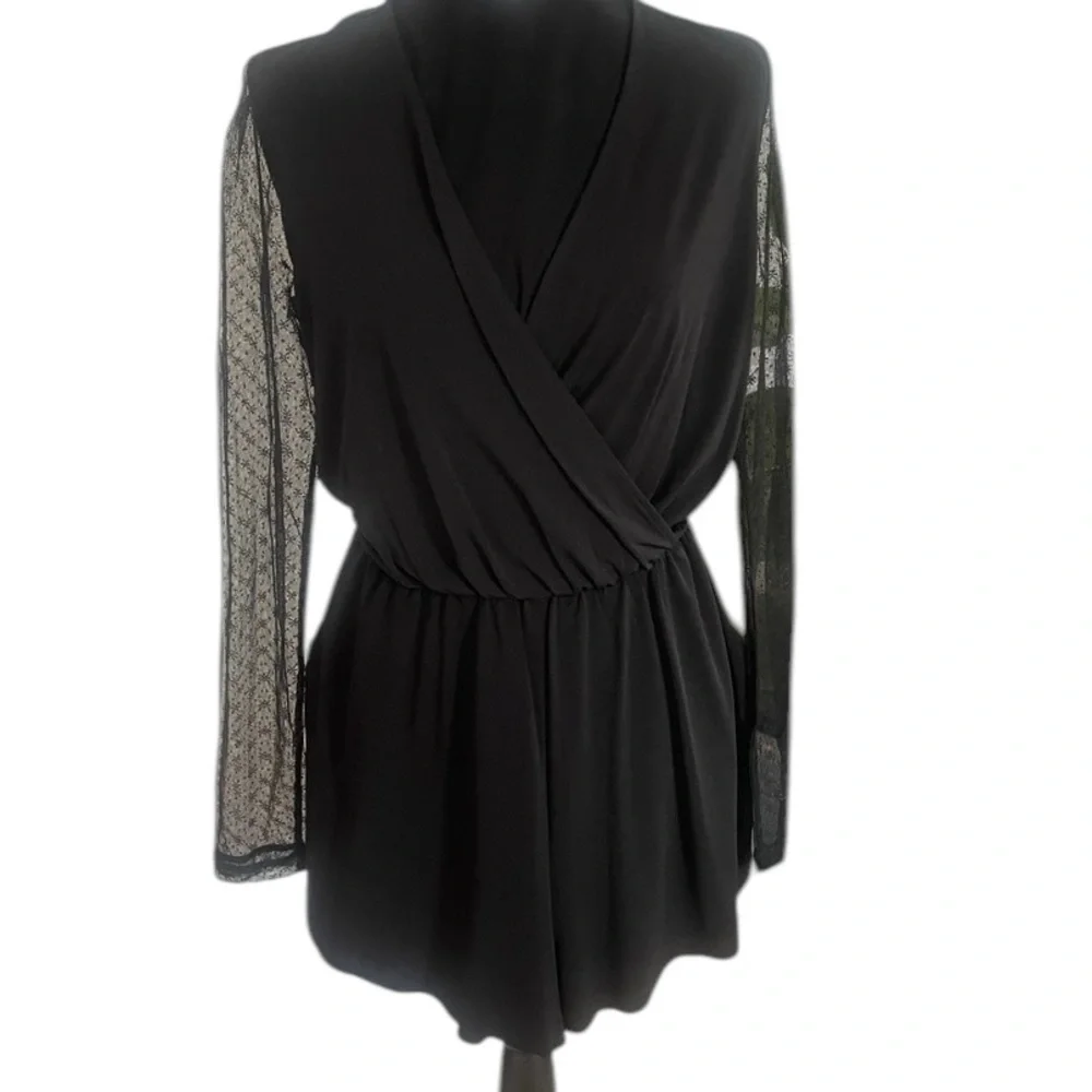 Black BCBG Lace sleeve relaxed fit romper, Jumpsuit,Draped, V neck,shorts, Small - Picture 2 of 8